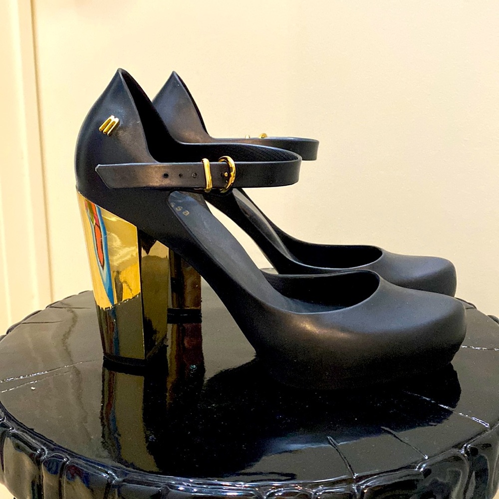 Melissa block heels. Made in Brazil. Smells like signature candy scent 🍭